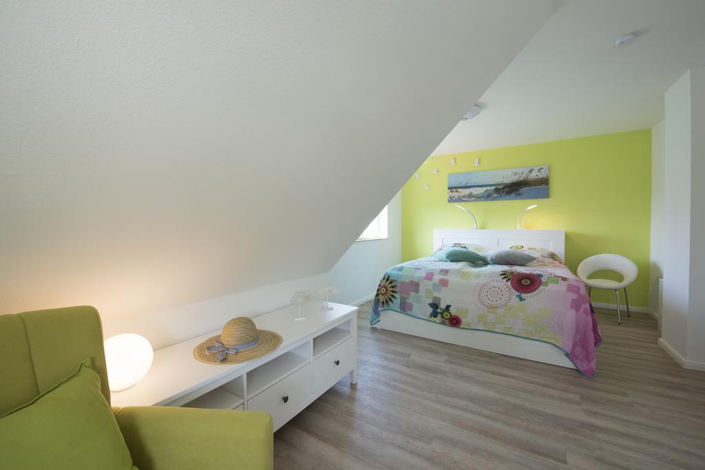 Ferienhaus Kuestensegler เบรเกอ ภายนอก รูปภาพ